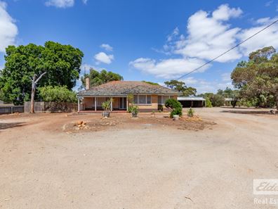 99 Goomalling Road, Northam WA 6401