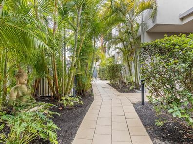 8/56 Grand Boulevard, Joondalup WA 6027