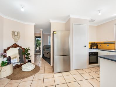 10 Thames Drive, Cape Burney WA 6532