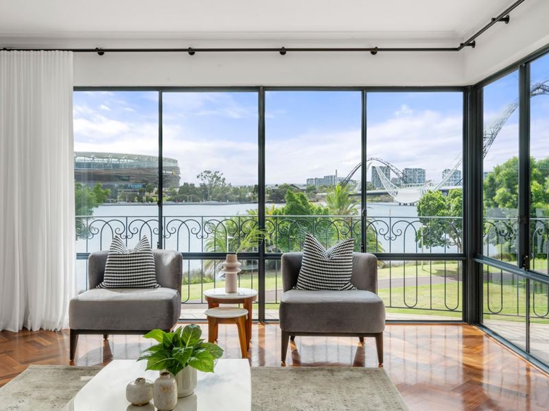 8 Vanguard Terrace, East Perth