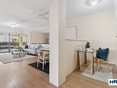51 Pineroo Terrace, Ellenbrook WA 6069