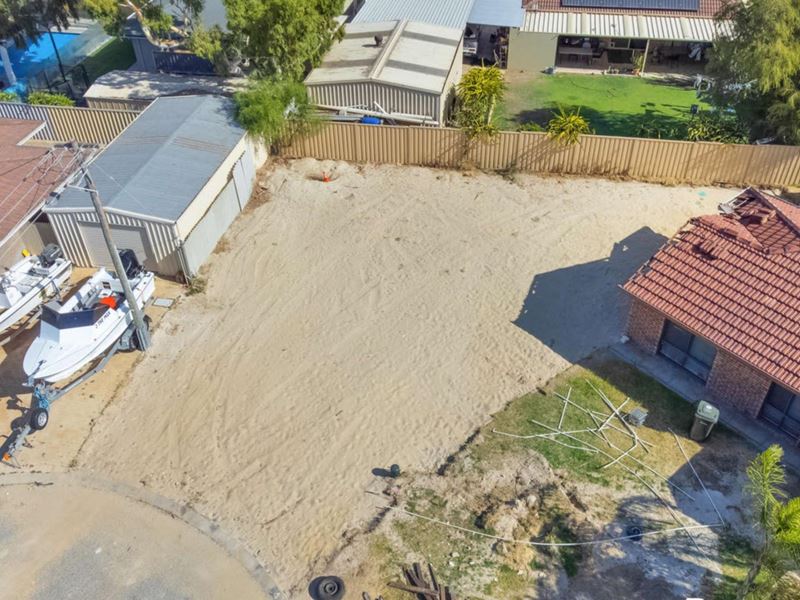 6 Logue Court, Heathridge WA 6027