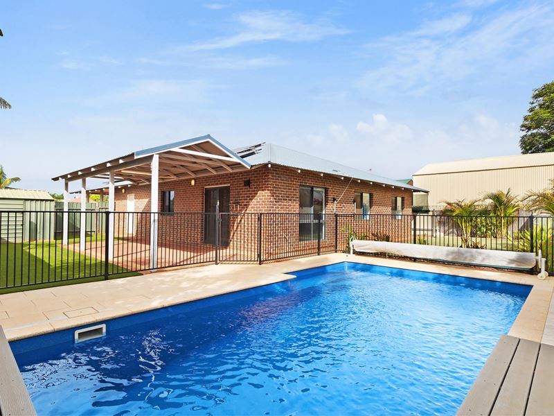 82 Radley Drive, Baynton WA 6714