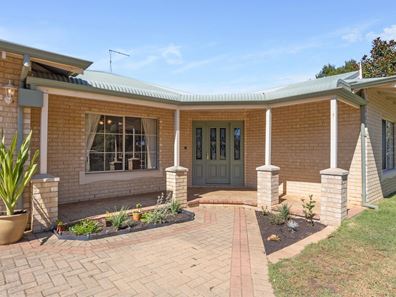 12 RIVERSDALE GARDENS, Currambine WA 6028