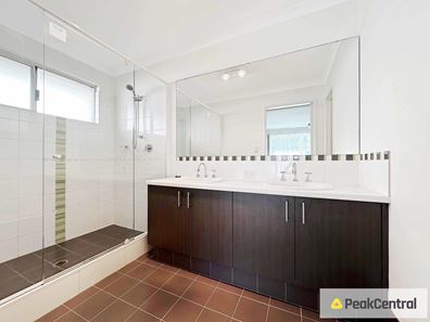 47 Belmore Bend, Aubin Grove WA 6164