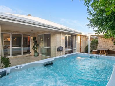 5 Hvar Street, Madeley WA 6065