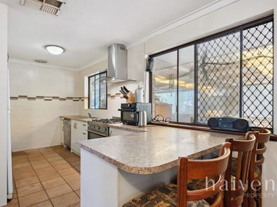 8 Goudhurst Place, Gosnells WA 6110