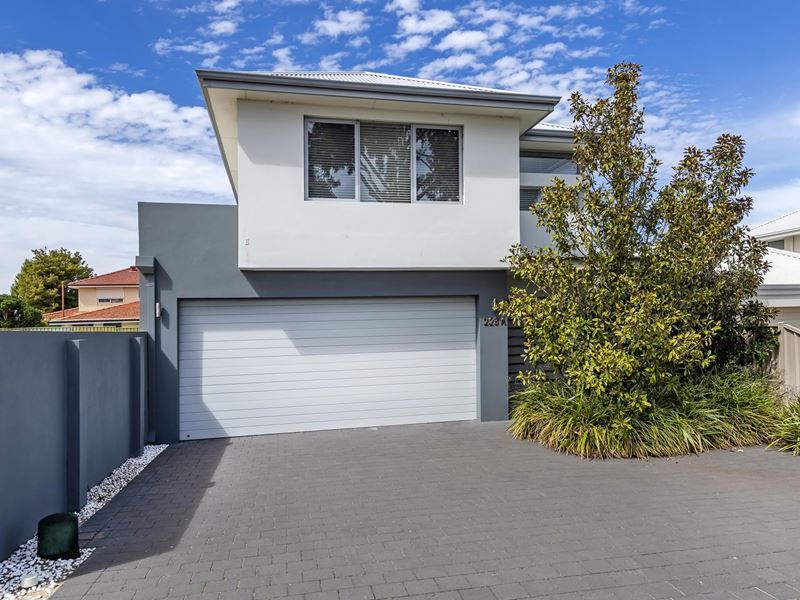 228A Riseley Street, Booragoon WA 6154