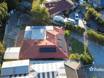 8 Chipala Court, Ballajura WA 6066