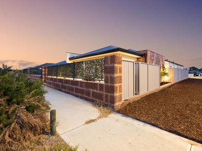 12 Narrak Lane, Caversham WA 6055