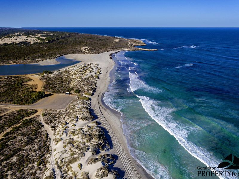 33 Hampshire Drive, Cape Burney