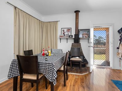 121 Lindsay Street, Coolgardie WA 6429