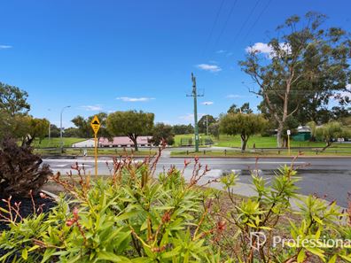 15 Bard Place, Balga WA 6061