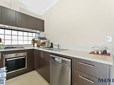13/6 Fulham Street, Kewdale WA 6105
