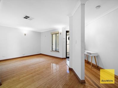 23 Cleveland Court, Marangaroo WA 6064