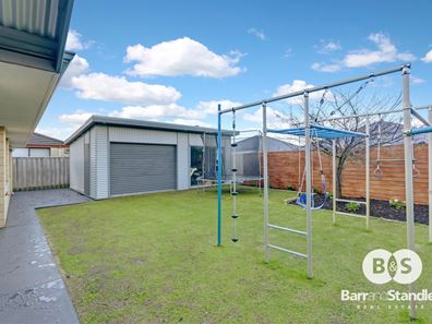 27 Mooralup Turn, Dalyellup WA 6230