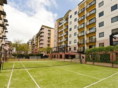 Unit 20/124 Mounts Bay Rd, Perth WA 6000
