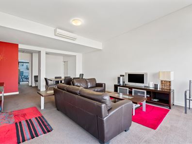 Unit 20/124 Mounts Bay Rd, Perth WA 6000