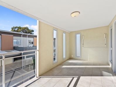 1624/12 Bushlark Turn, Erskine WA 6210
