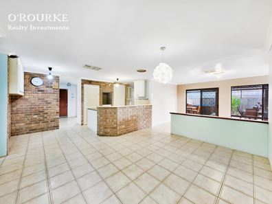 9 Glenmont Gardens, Ballajura WA 6066