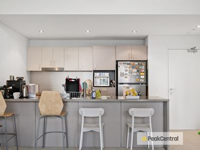 30/1 Stockton Bend, Cockburn Central WA 6164