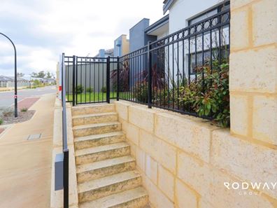 66 Ryhill Cres, Wellard WA 6170
