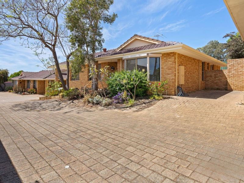4/9 Newsam Close, Parkwood