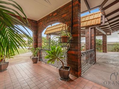 41 Karoonda Road, Booragoon WA 6154