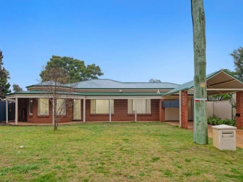 53 Connaught Street, Forrestfield WA 6058