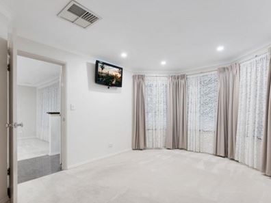 53 Connaught Street, Forrestfield WA 6058