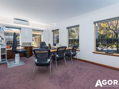 2/208 Hampden Road, Nedlands WA 6009