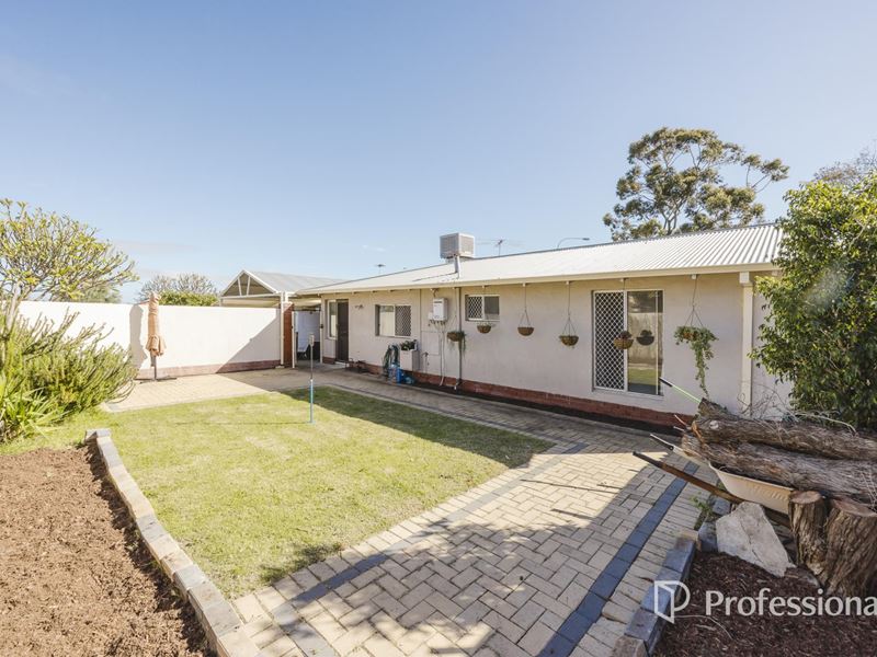 5A Warwick Place, Marangaroo