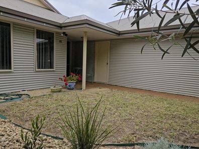 15 Croydon Street, Hopetoun WA 6348