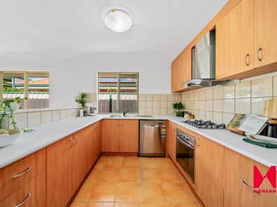 16 Harris Street, Carlisle WA 6101