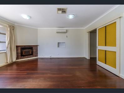 7 Romney Street, Beckenham WA 6107