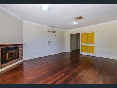 7 Romney Street, Beckenham WA 6107