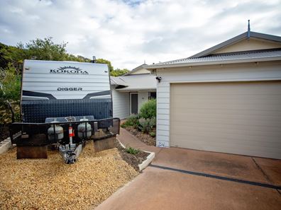 24 Templetonia  Drive, Hopetoun WA 6348