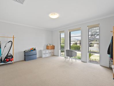 15 Greenock Road, Baldivis WA 6171