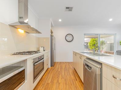 19 Papago Loop, Brabham WA 6055