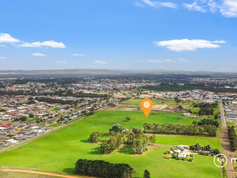 46 Catalina Road, Lange