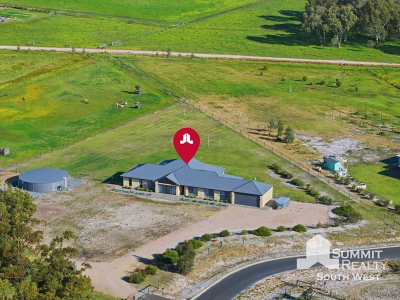 5 Tweed Chase, Crooked Brook