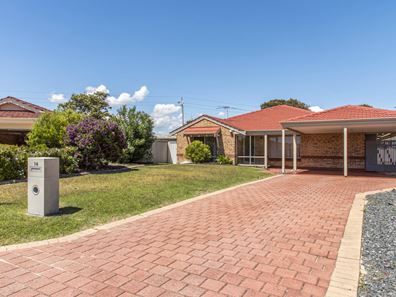 14 Marigold Place, Waikiki WA 6169