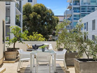2/34 Kings Park Road, West Perth WA 6005