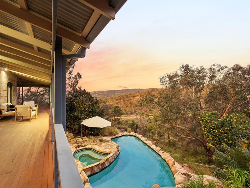 16 Hillway, Swan View WA 6056