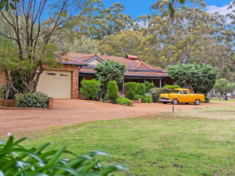 71 Salmon Bark Road, Serpentine WA 6125