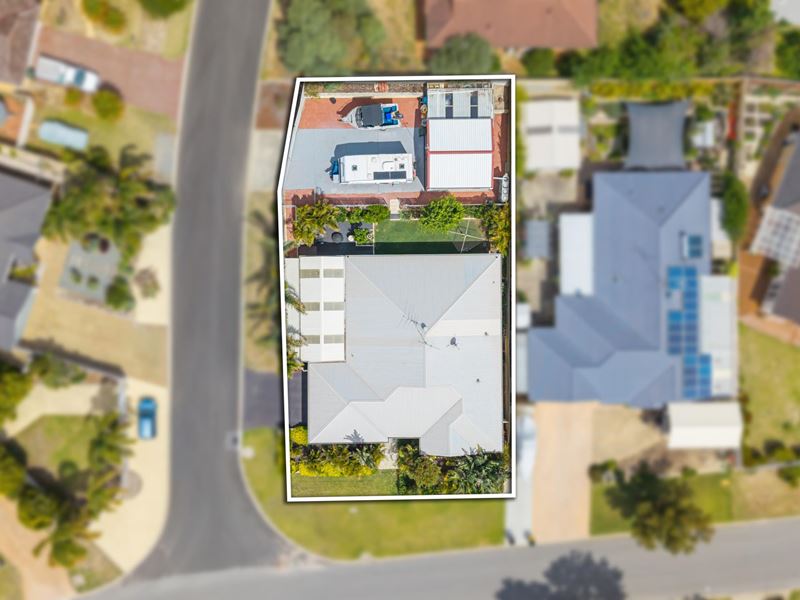 28 Yorrell Place, Halls Head WA 6210
