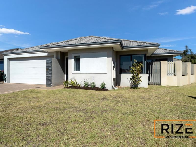 2 Albana Grove, Pearsall WA 6065