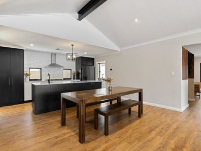 88 Albany Drive, Dawesville WA 6211