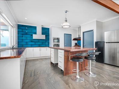38 Wisteria Parade, Moresby WA 6530
