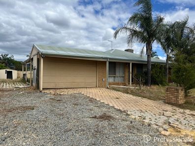 4 Keeden Court, Maddington WA 6109